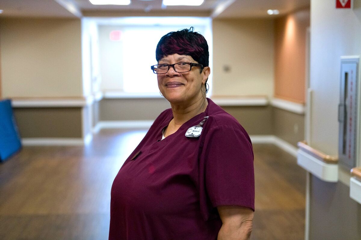 Take a closer look at Kingston Care Center of Sylvania