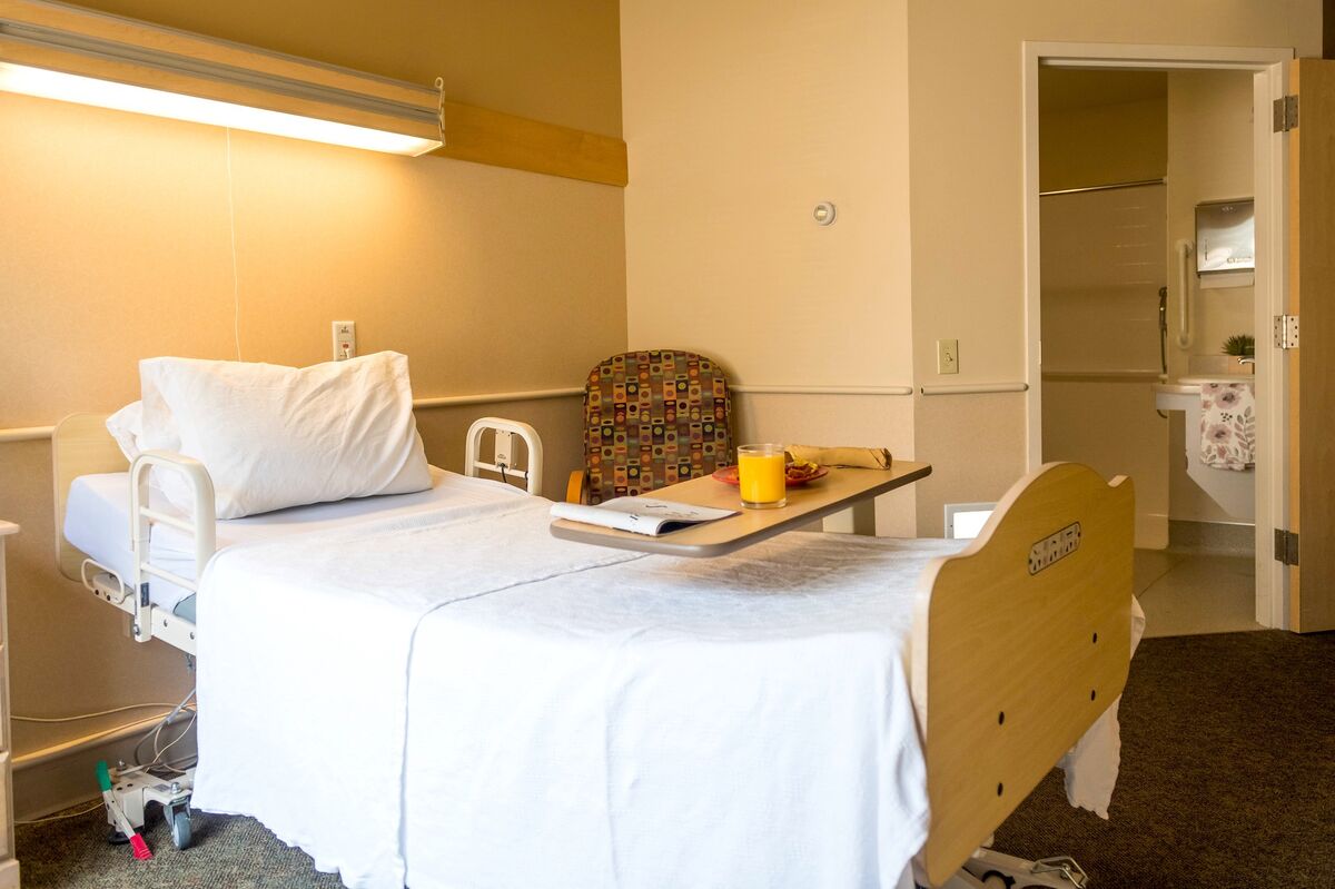 Take a closer look at Kingston Care Center of Sylvania